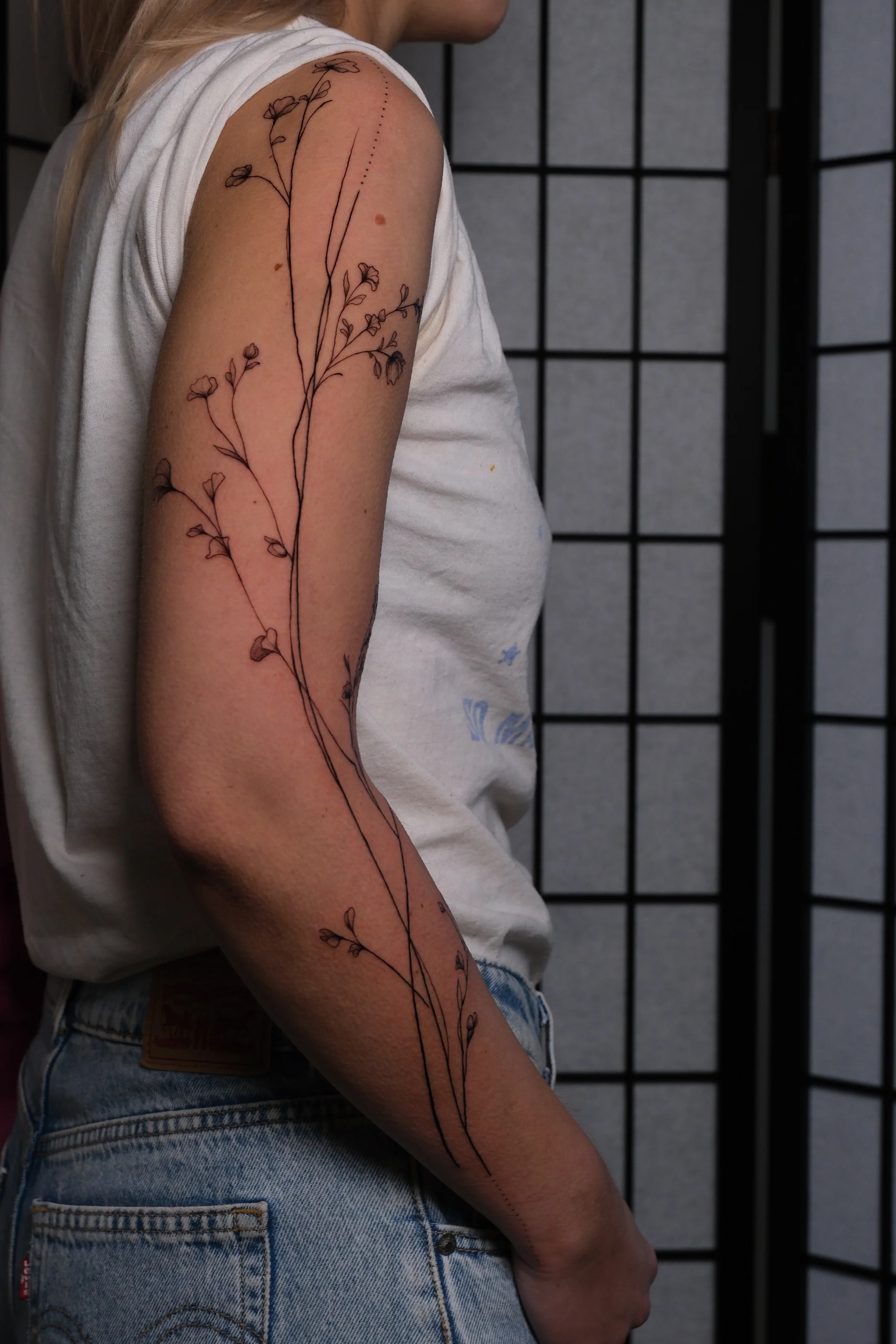 Floral & Botanic and Linework tattoo by Sera