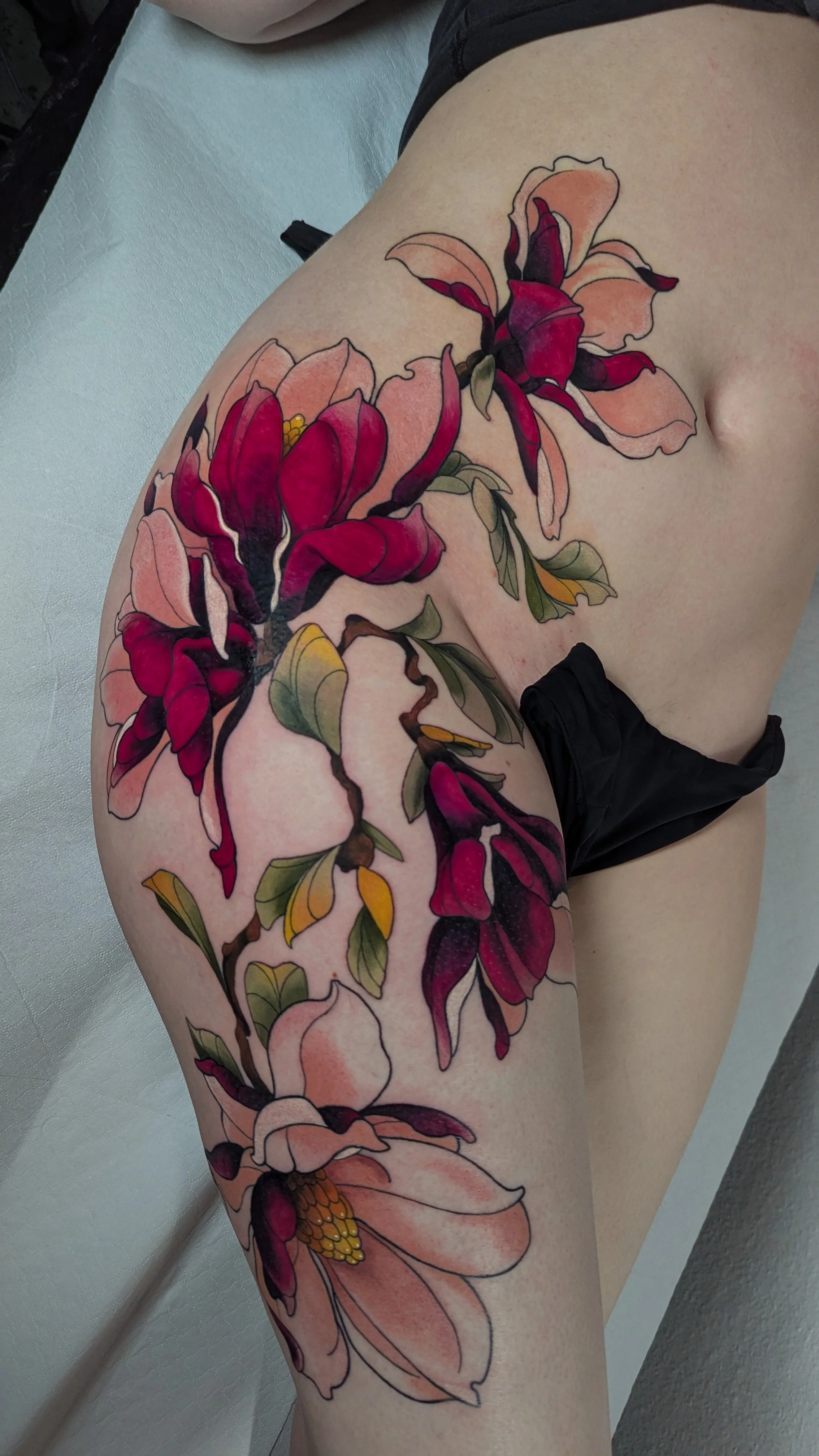 Floral & Botanic and Neo Traditional tattoo by Sera