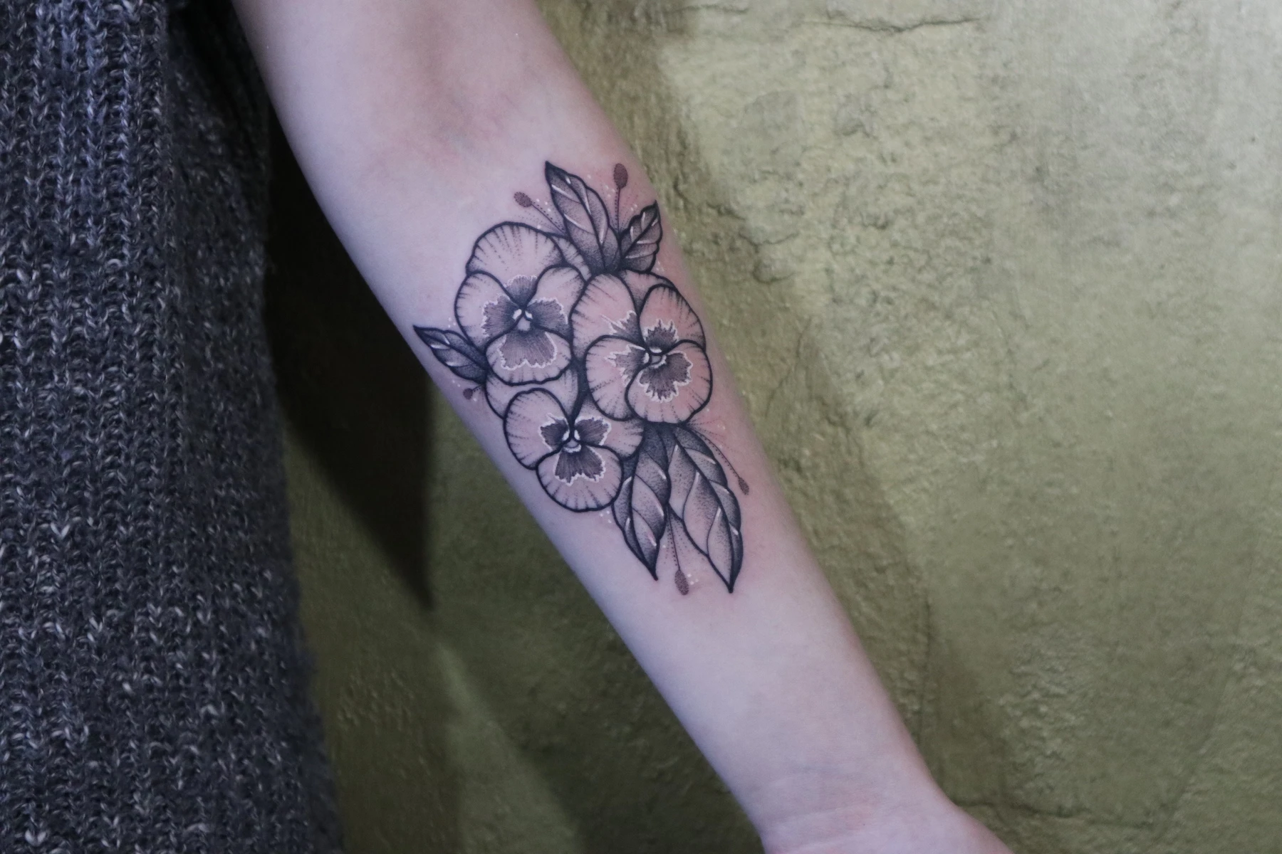 Floral & Botanic and Dotwork tattoo by Ed Zlotin