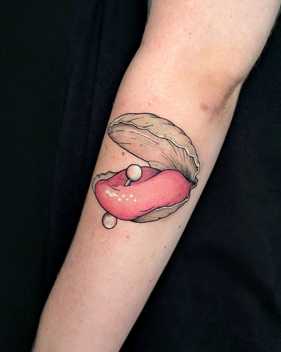 Illustrative and Surrealism tattoo by Zohar