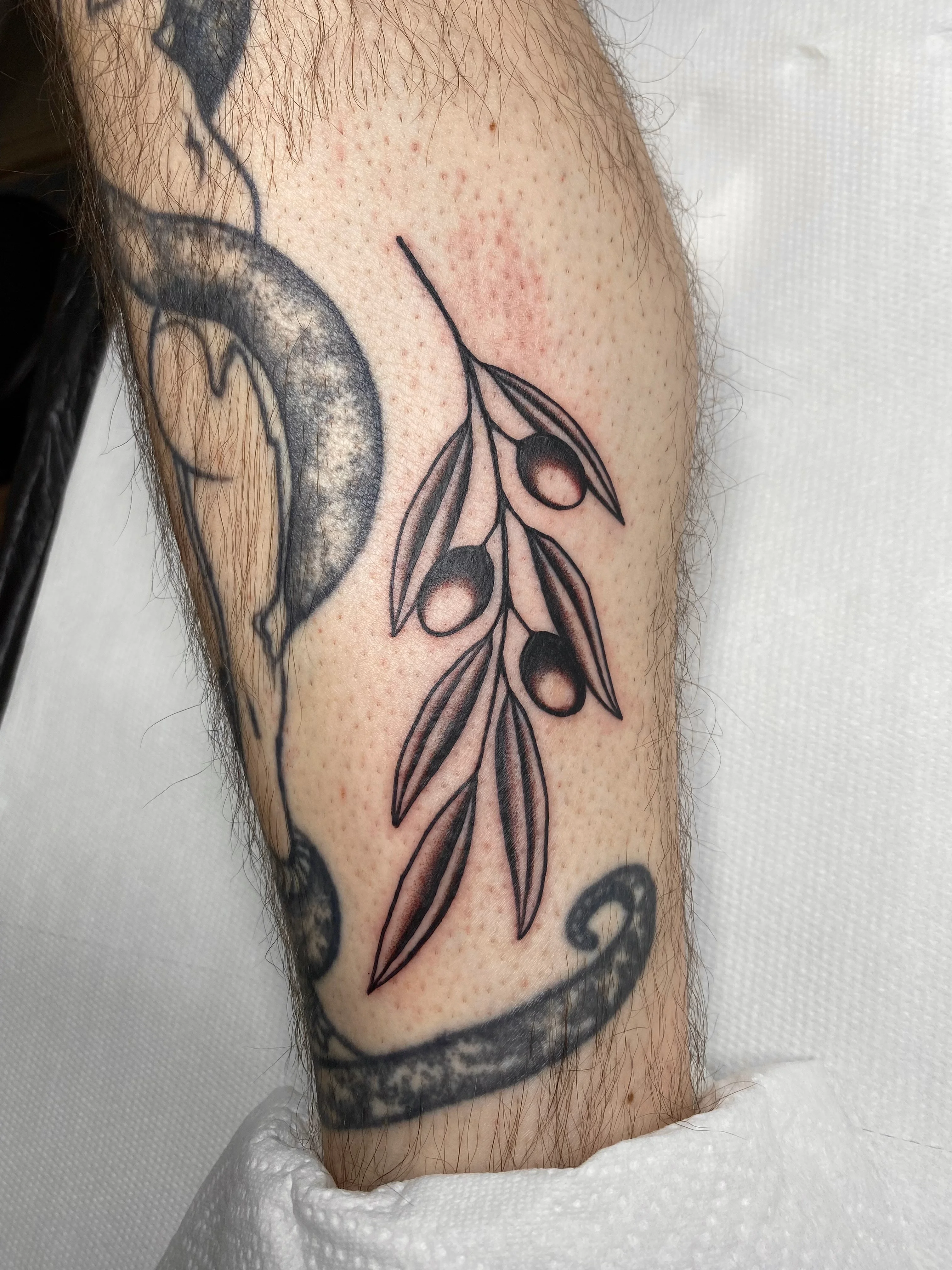 Traditional & Old School tattoo by Sarah