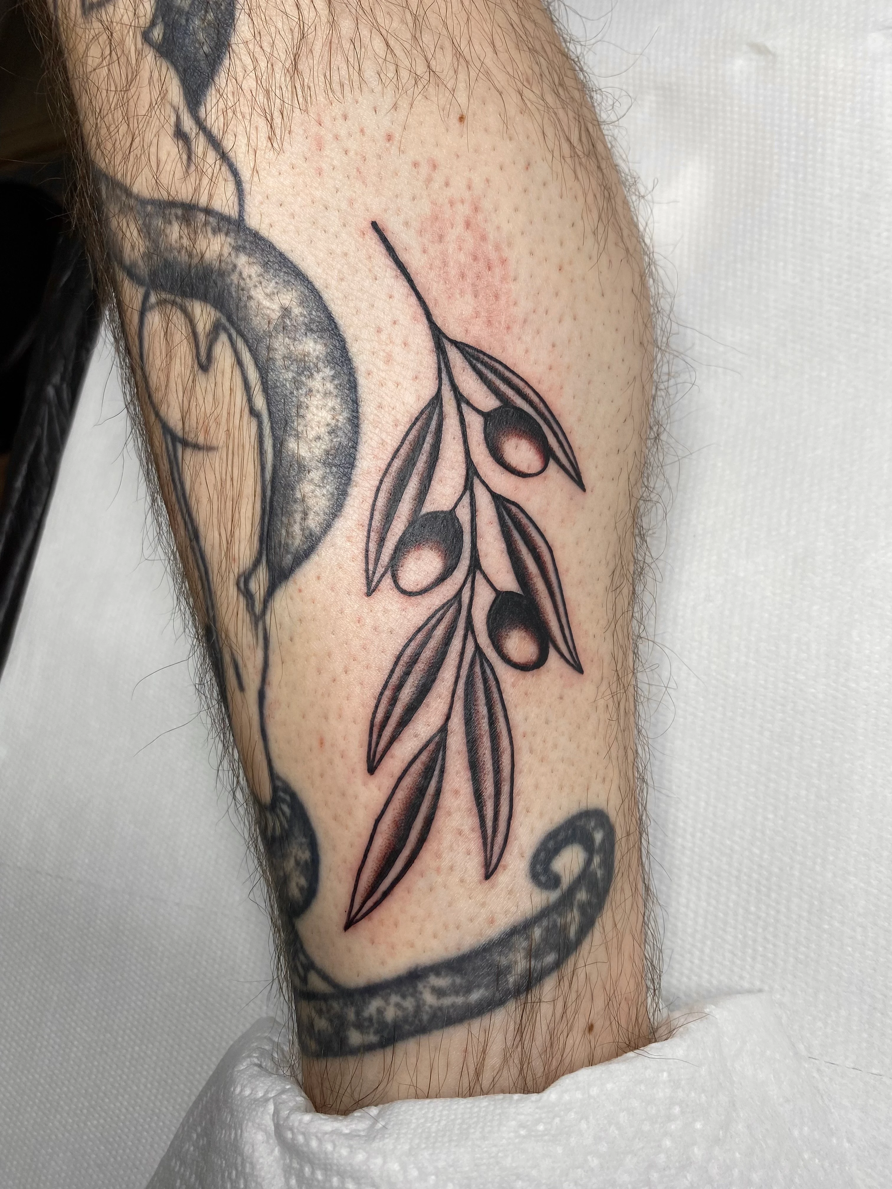 Traditional & Old School tattoo by Sarah